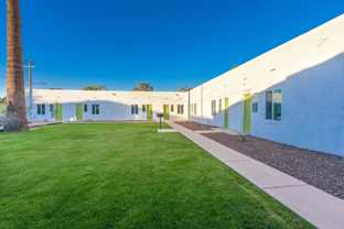 12 on 10 Apartments - Photo 1 of 1