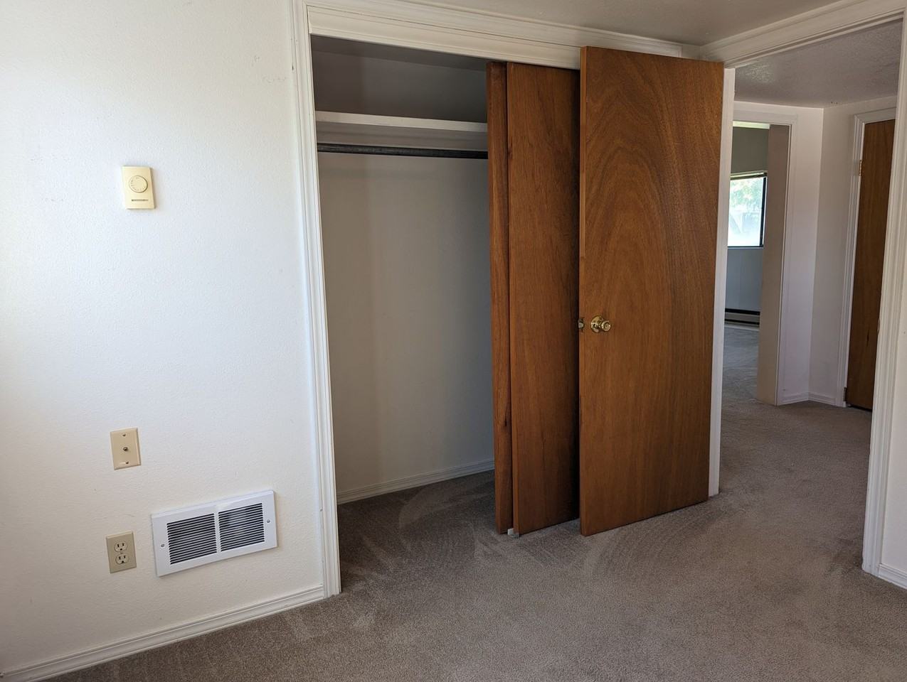 2518 17th St - Photo 6 of 18