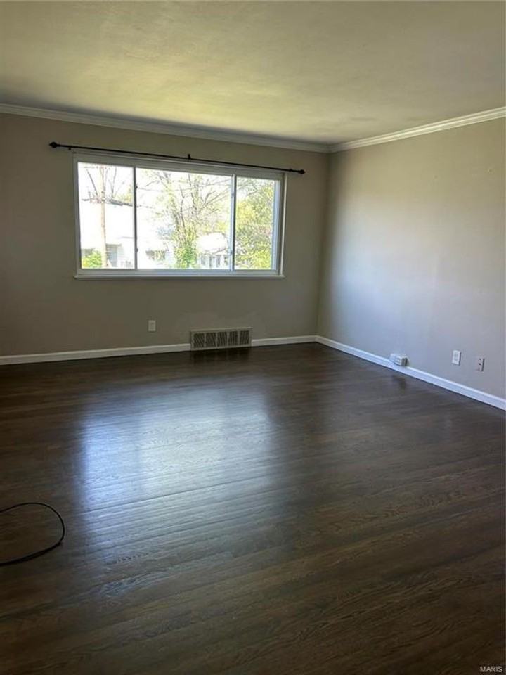 620 Nirk Ave - Photo 3 of 20