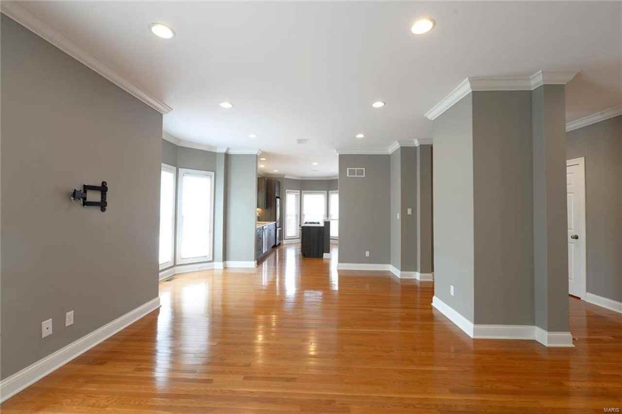 7709 Gannon Ave - Photo 6 of 46