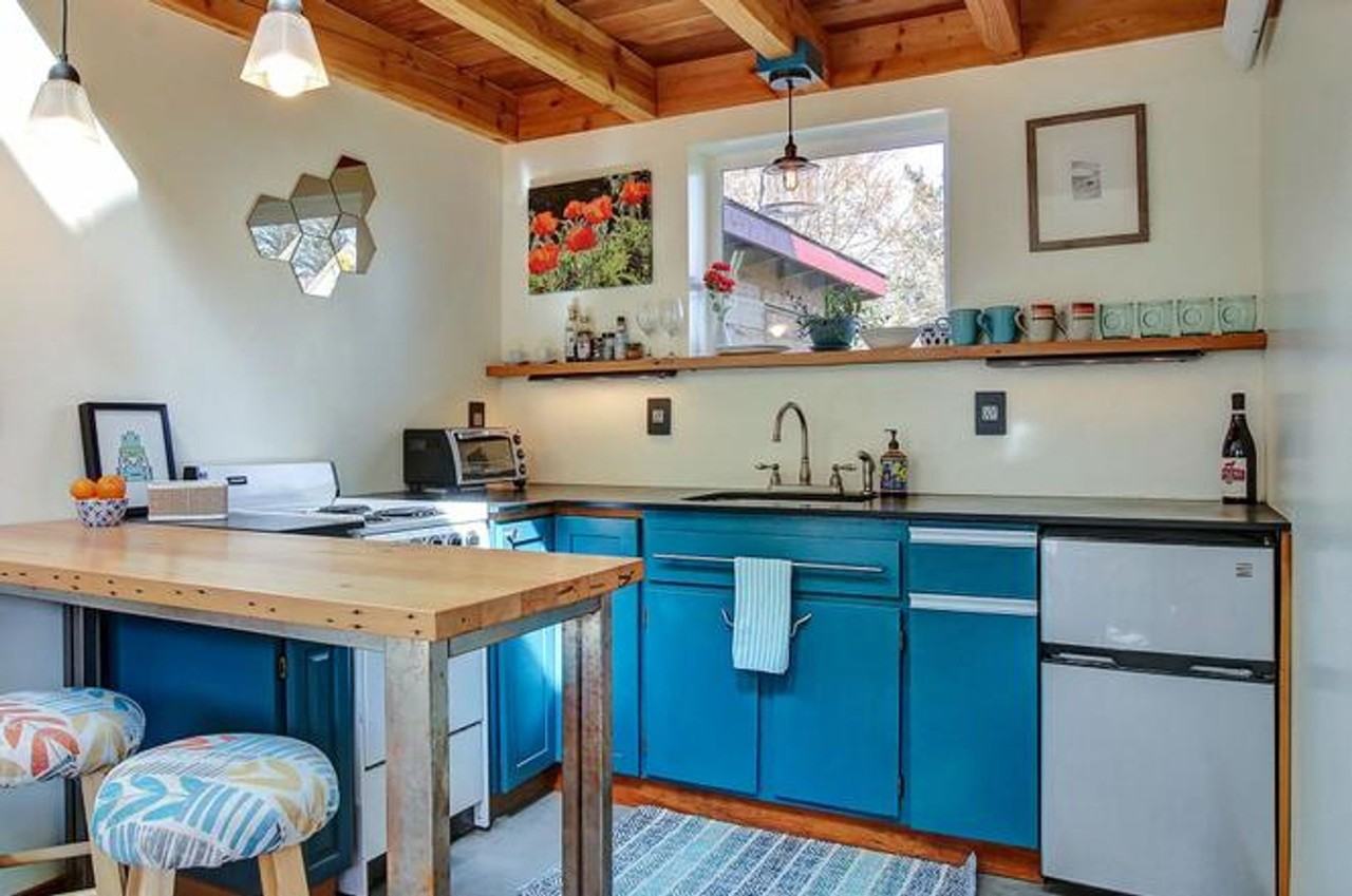 4643 Ne 38th Ave #B - Photo 2 of 6