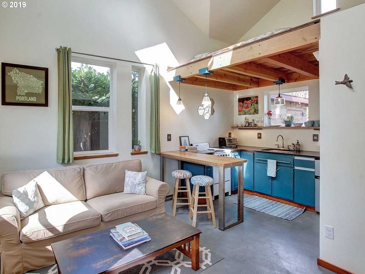 4643 Ne 38th Ave #B - Photo 4 of 6