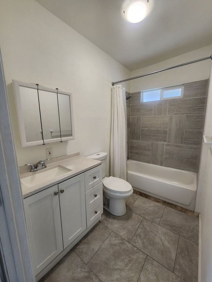 6955 Yucca Ave - Photo 7 of 10