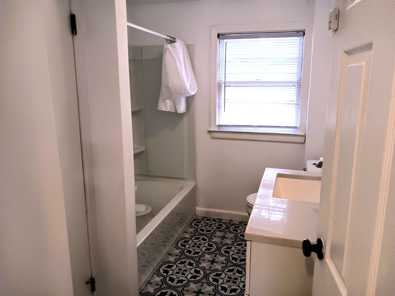 12 Lubec St - Photo 6 of 15