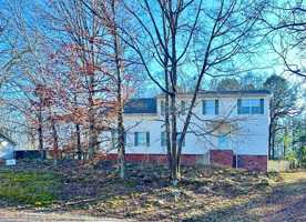 featured image of 3 Rocky Top Cv