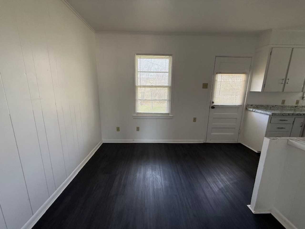 250 Westridge Dr - Photo 3 of 10