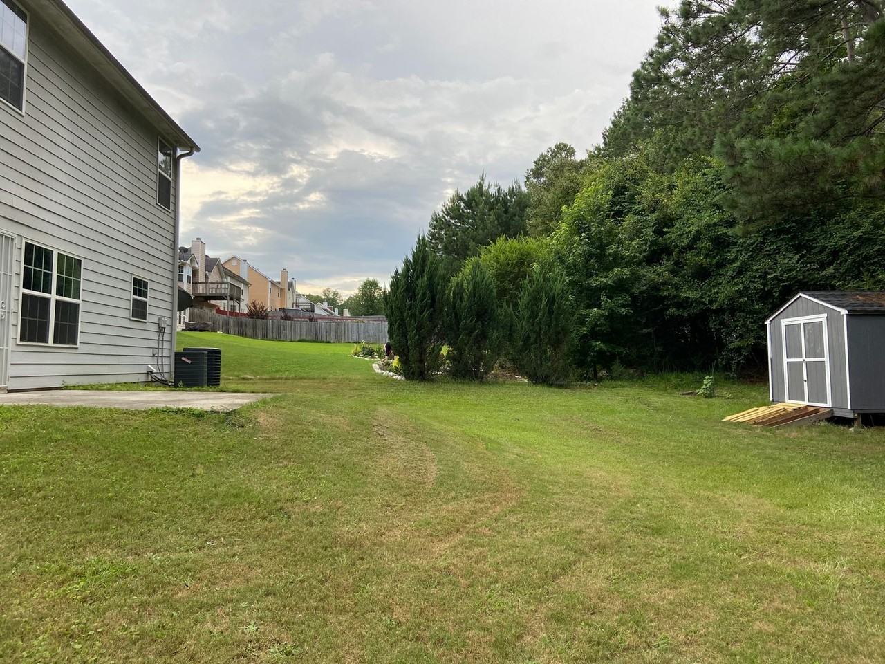 2263 Crimson Creek Ln - Photo 2 of 13