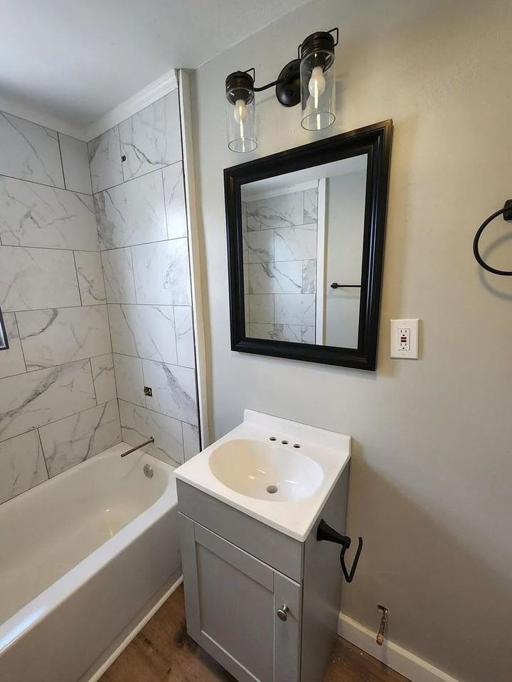 3915 Mount Troy Rd - Photo 5 of 15