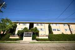 434 E. 17th St - Photo 1 of 1