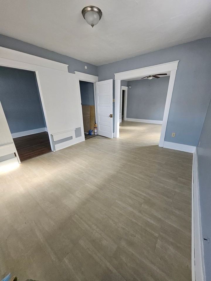 1429 Atkins St #2 - Photo 4 of 11