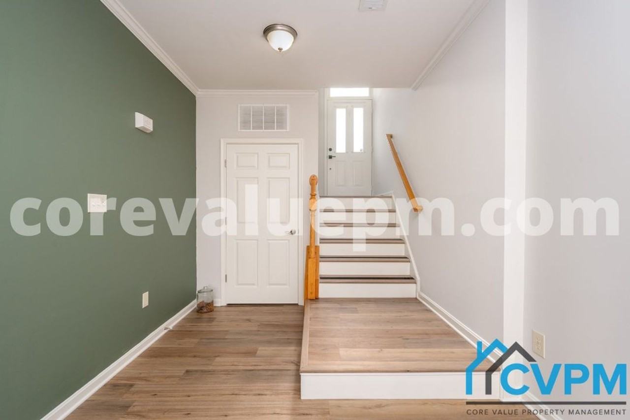 1688 Fallowfield Ct - Photo 2 of 16