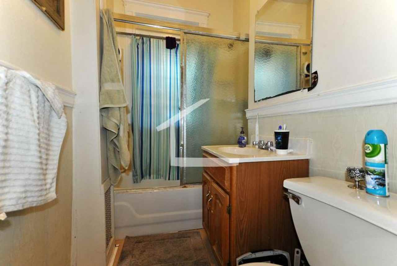 322 Allston St - Photo 2 of 10