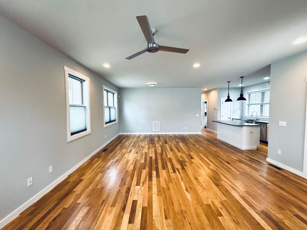 14 Lamb Ave - Photo 3 of 48