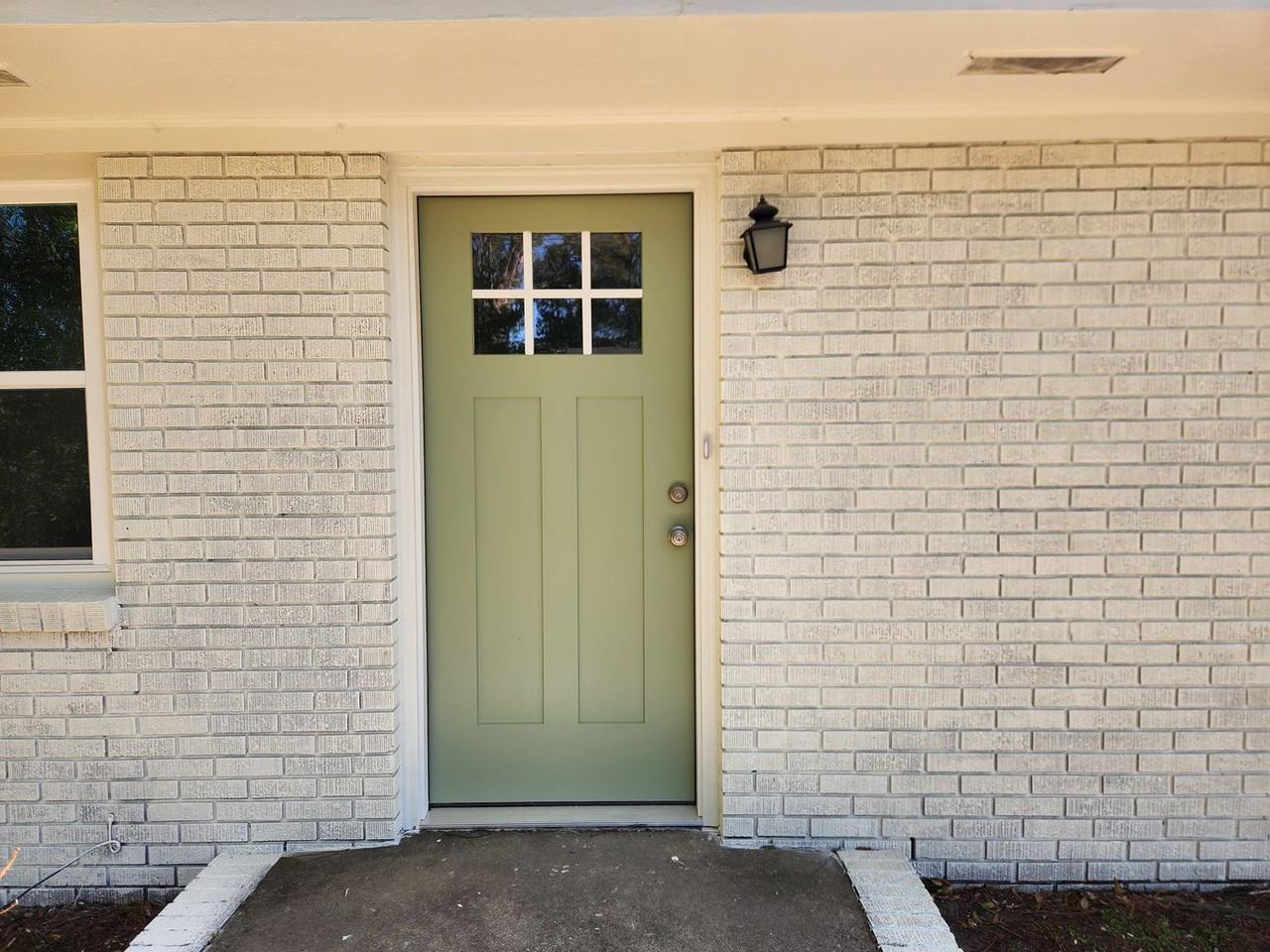 21 Skyline Dr - Photo 2 of 16