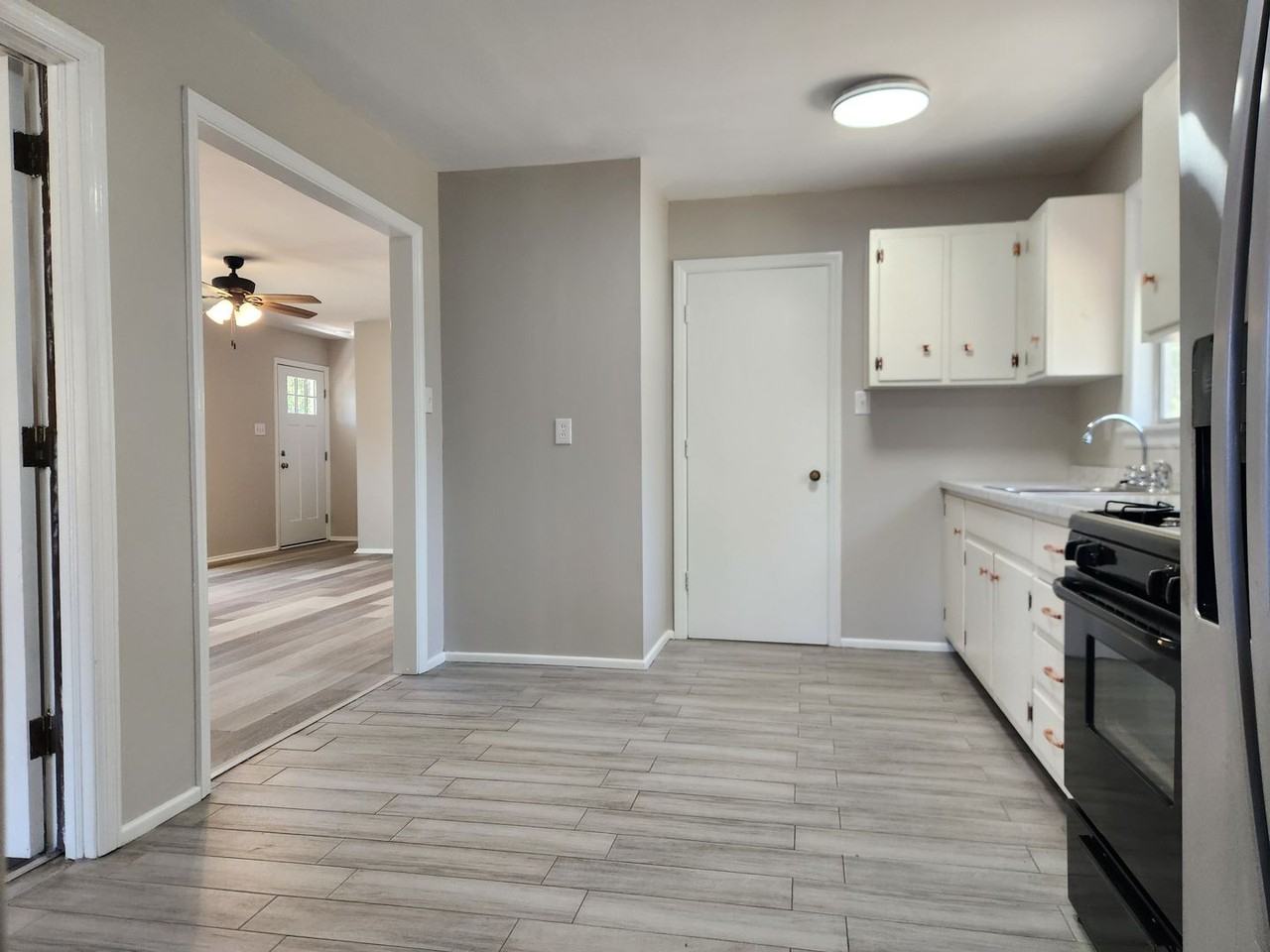 21 Skyline Dr - Photo 7 of 16