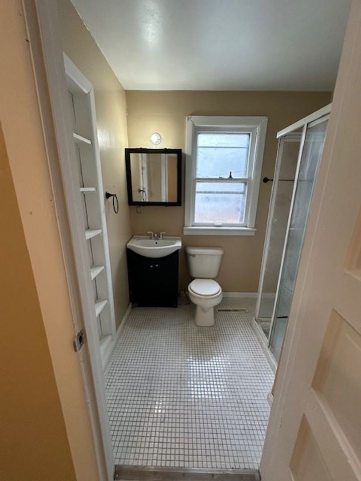 2007 W Alice Ave - Photo 4 of 17