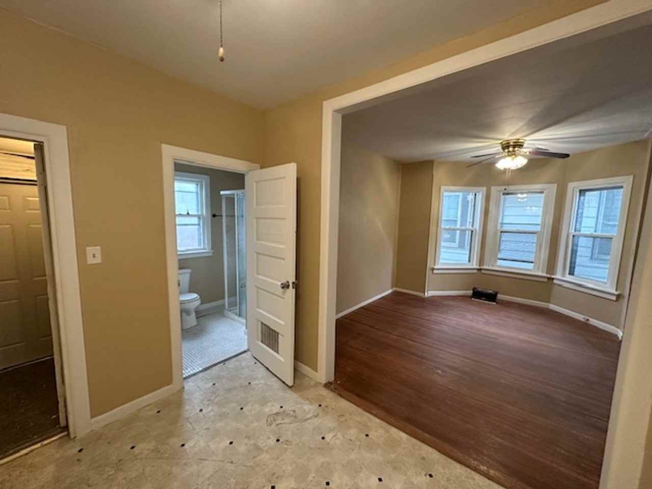 2007 W Alice Ave - Photo 5 of 17