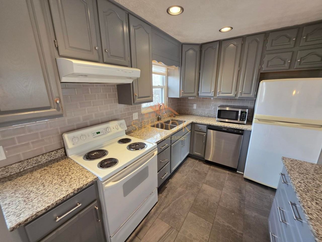 118 Magnolia Ct - Photo 5 of 18