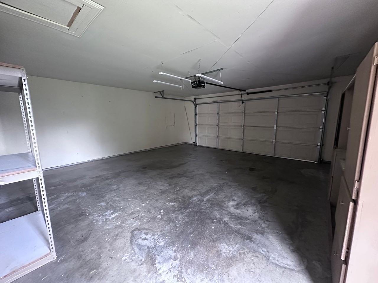 3829 W Hillsdale Ave - Photo 5 of 18