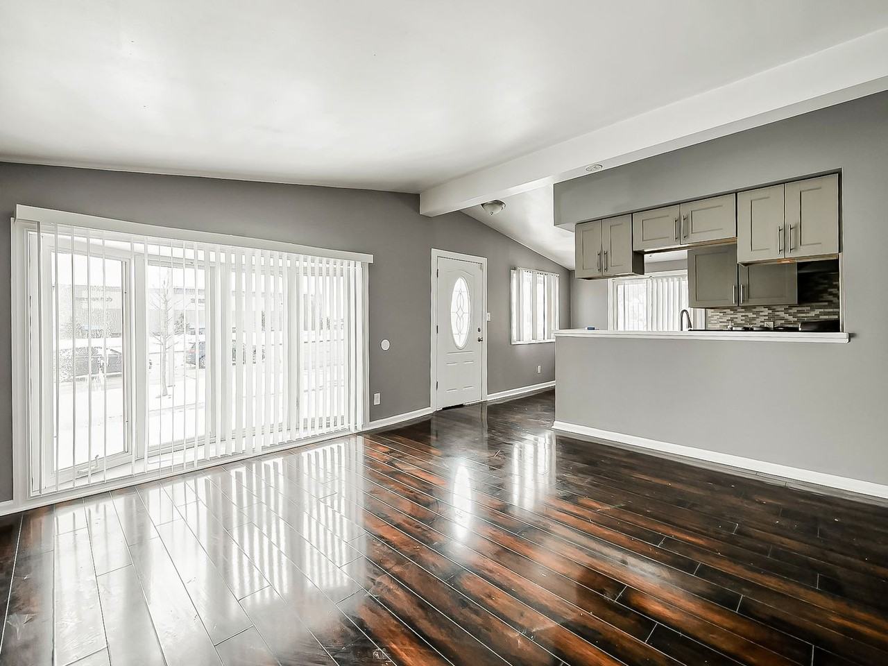 1283 Featherstone Rd - Photo 3 of 34