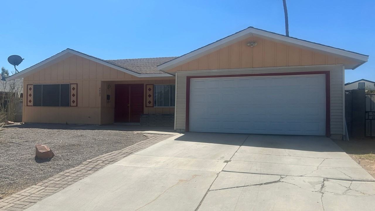 4485 E Harmon Ave - Photo 2 of 16