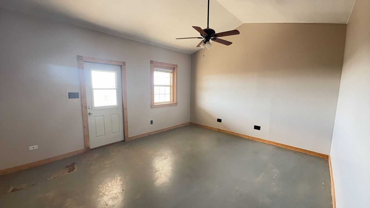 4901 County Road 210 - Photo 7 of 20