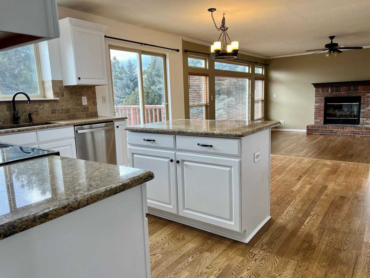 14440 Bermuda Dunes Way - Photo 7 of 25