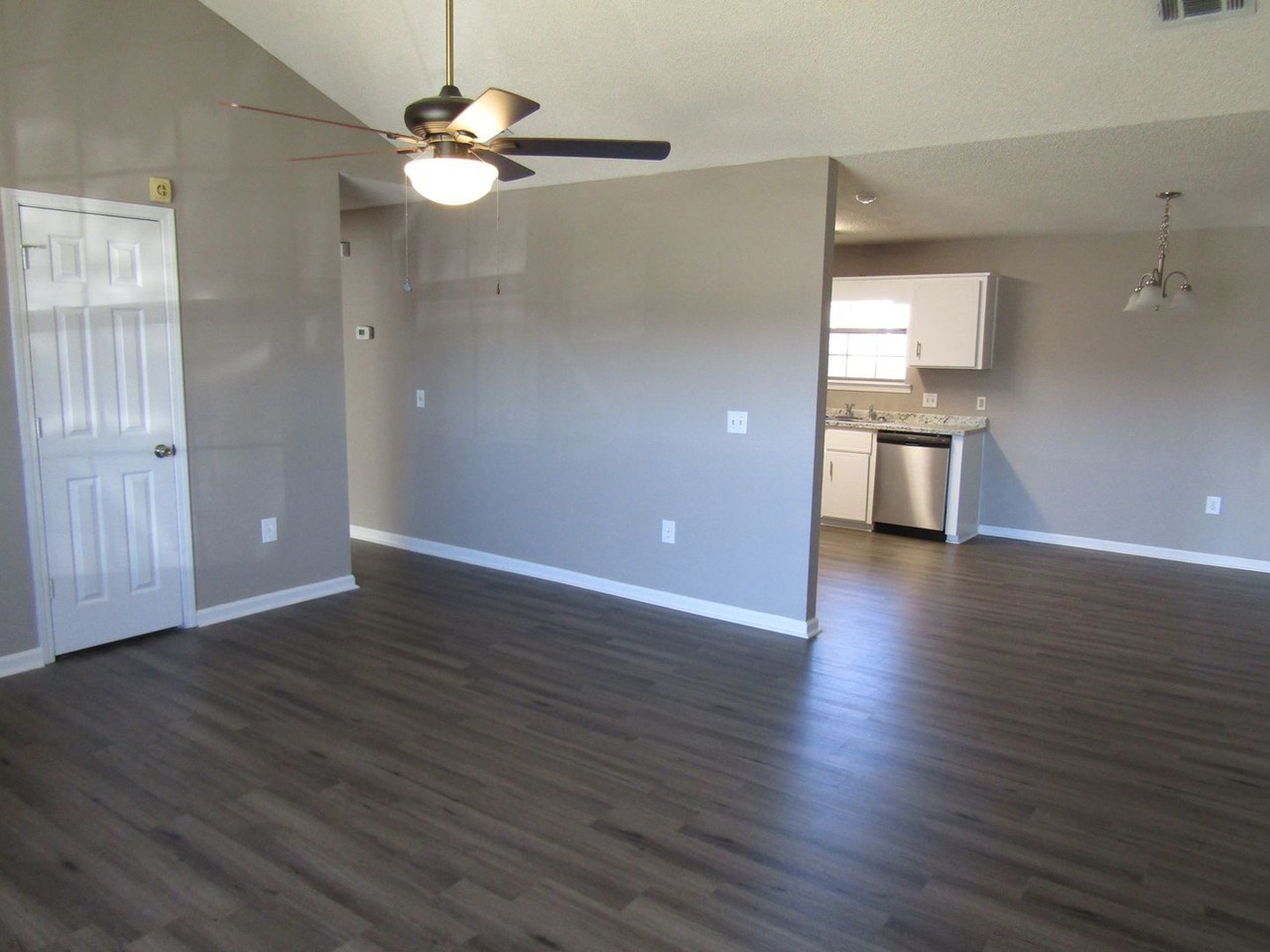 1271 Windrow Dr - Photo 5 of 23