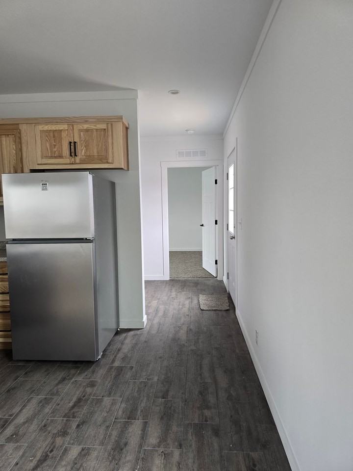 383 S 3rd Ave - Photo 6 of 16