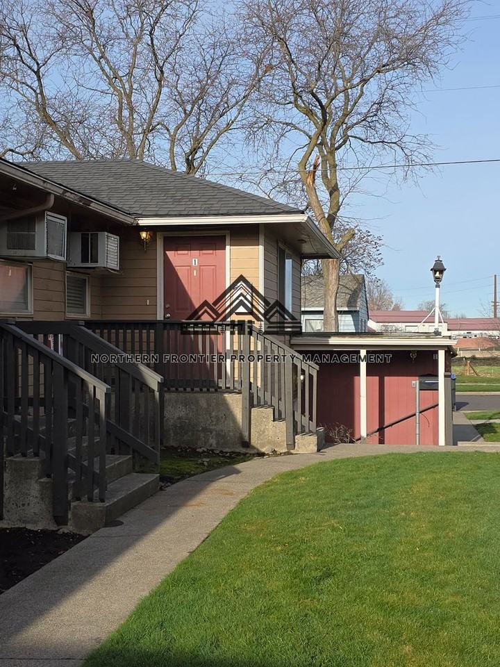 pine516 - Photo 2 of 26