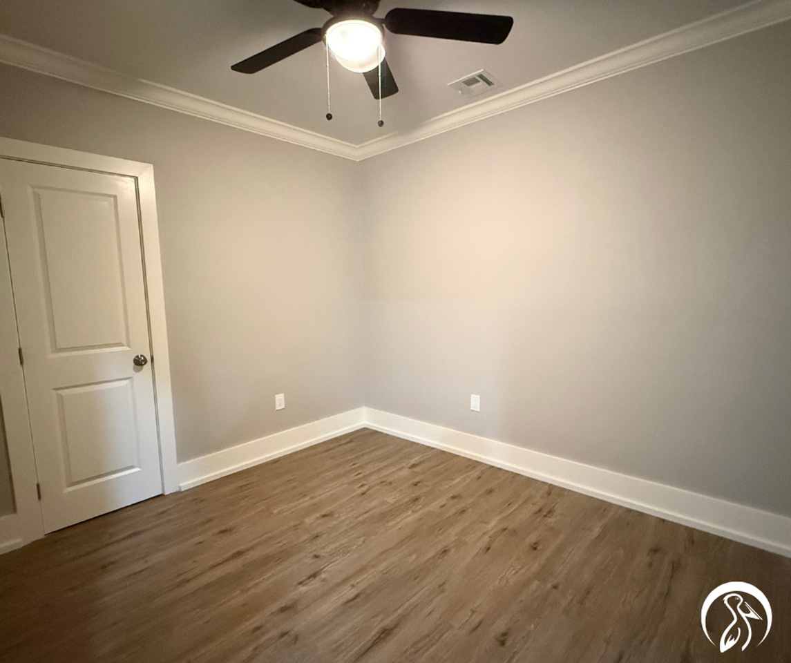 207 Coleman Ave - Photo 5 of 11