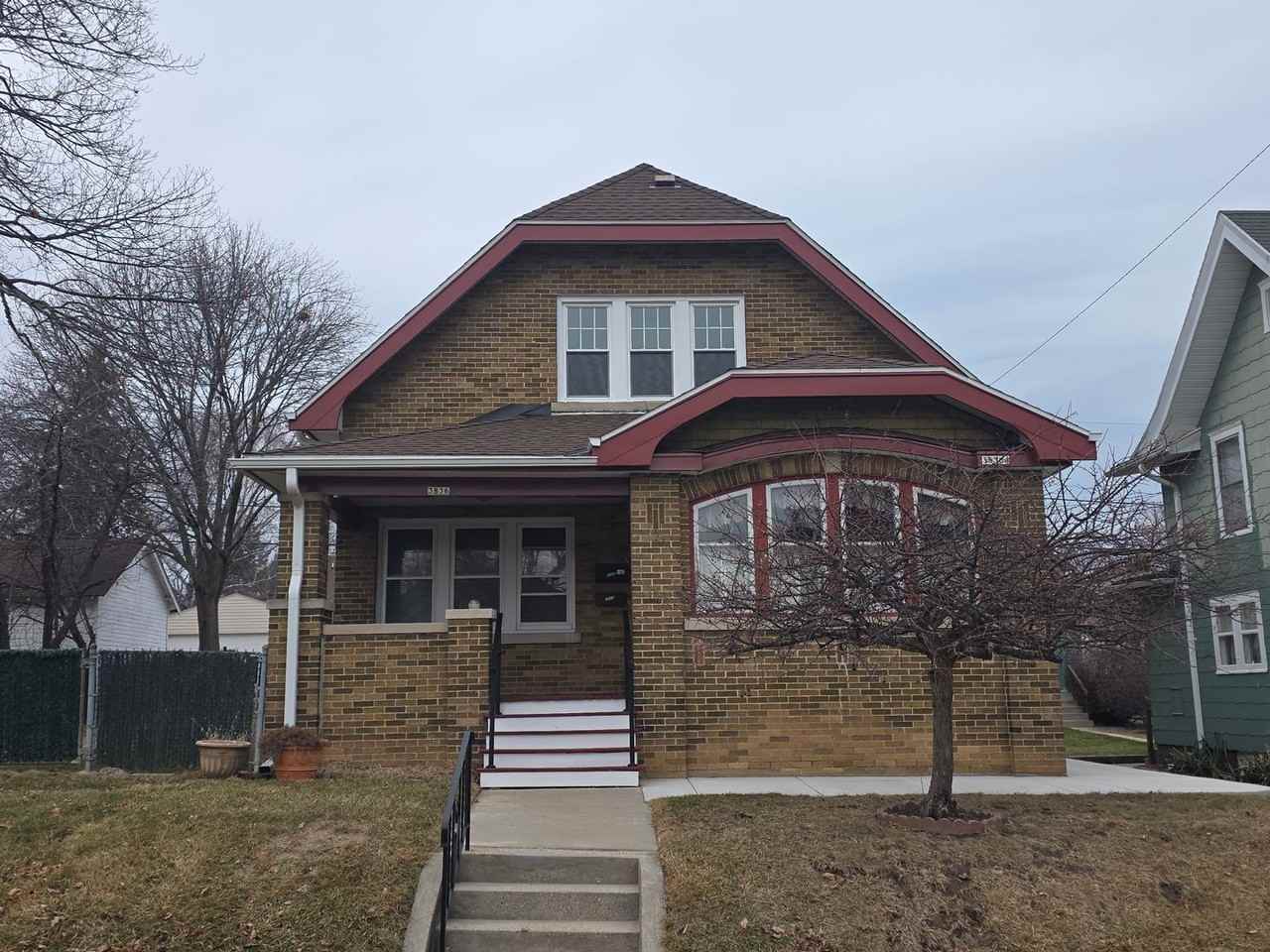 3836 E Cudahy Ave - Photo 3 of 23
