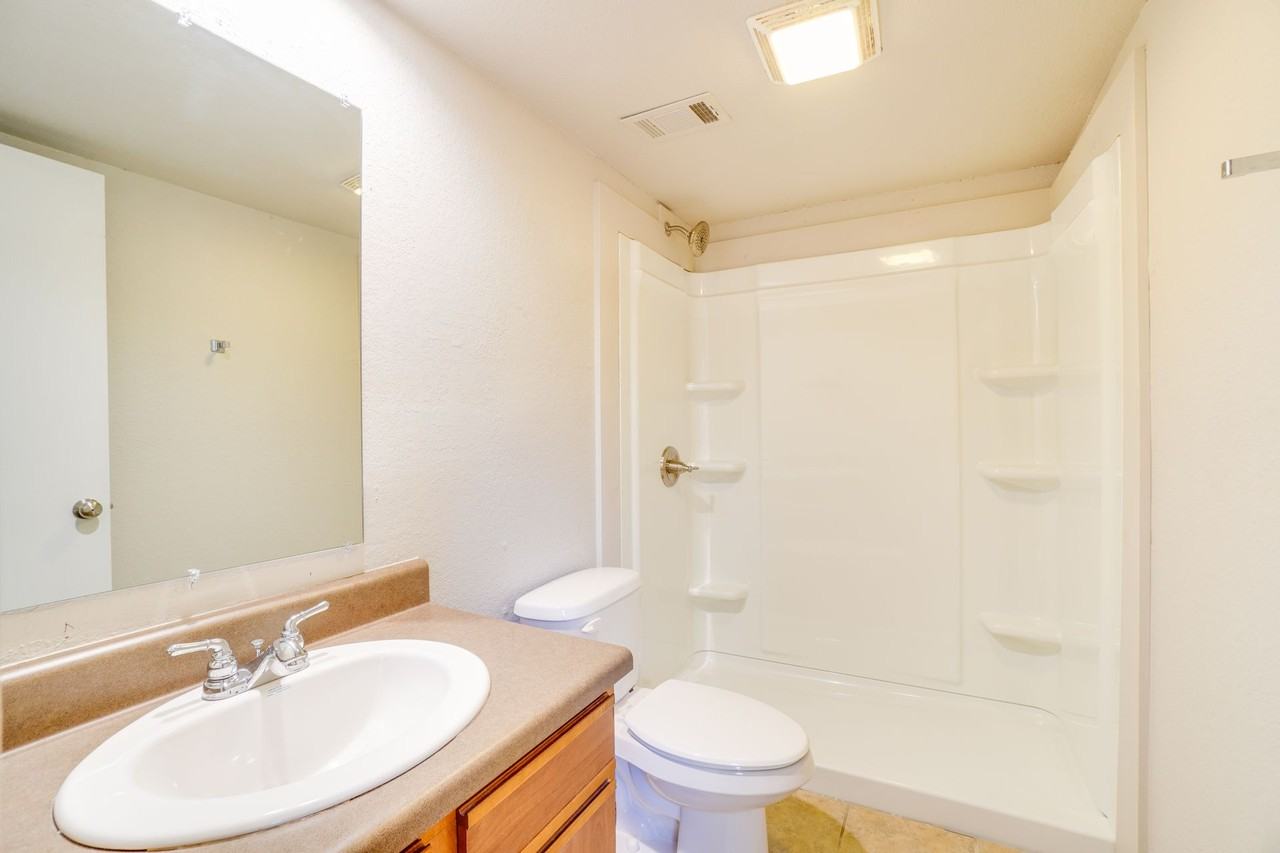 Forrest Brook Apartments - Photo 6 of 9