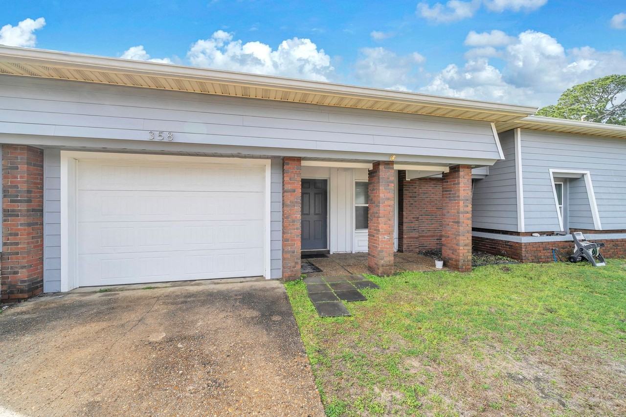 358 Kepner Dr Ne - Photo 4 of 38