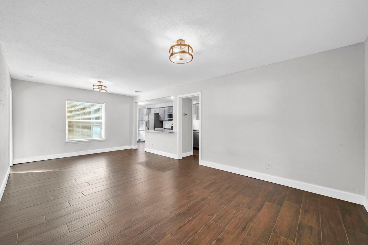 358 Kepner Dr Ne - Photo 6 of 38