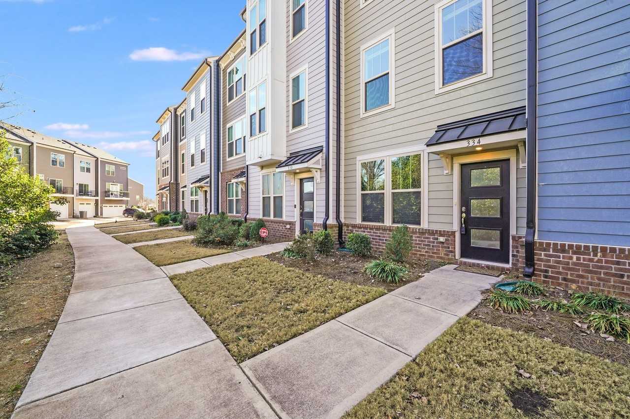 334 Simeon Dr - Photo 3 of 27