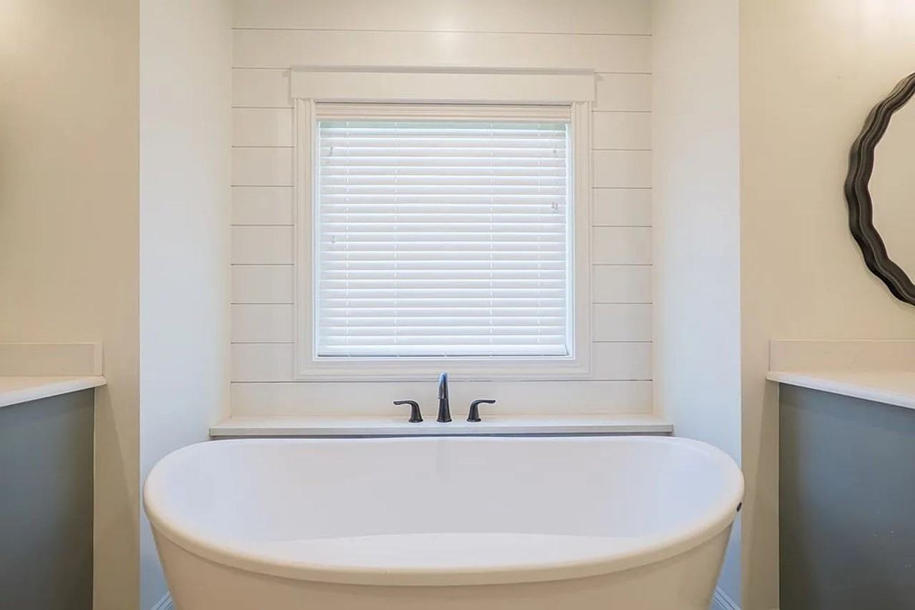 5020 Hatfield Cir - Photo 4 of 44