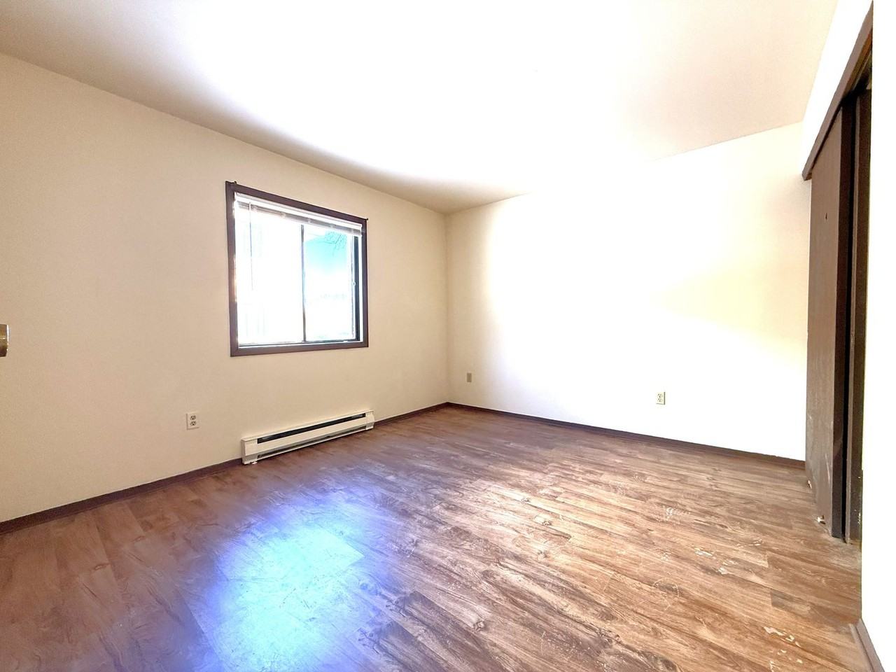 1730 S 116th St - Photo 7 of 8