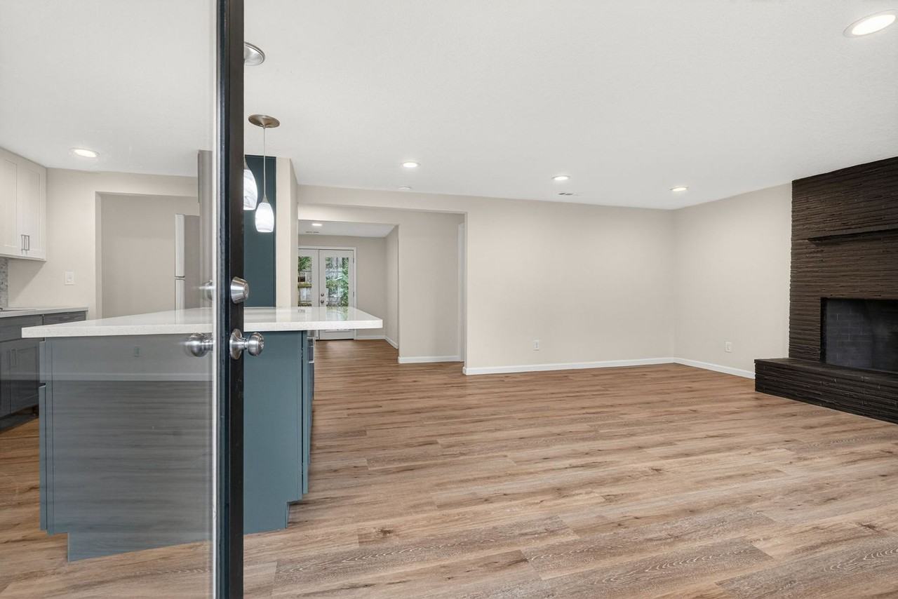 18019 Tualata Ave - Photo 4 of 44