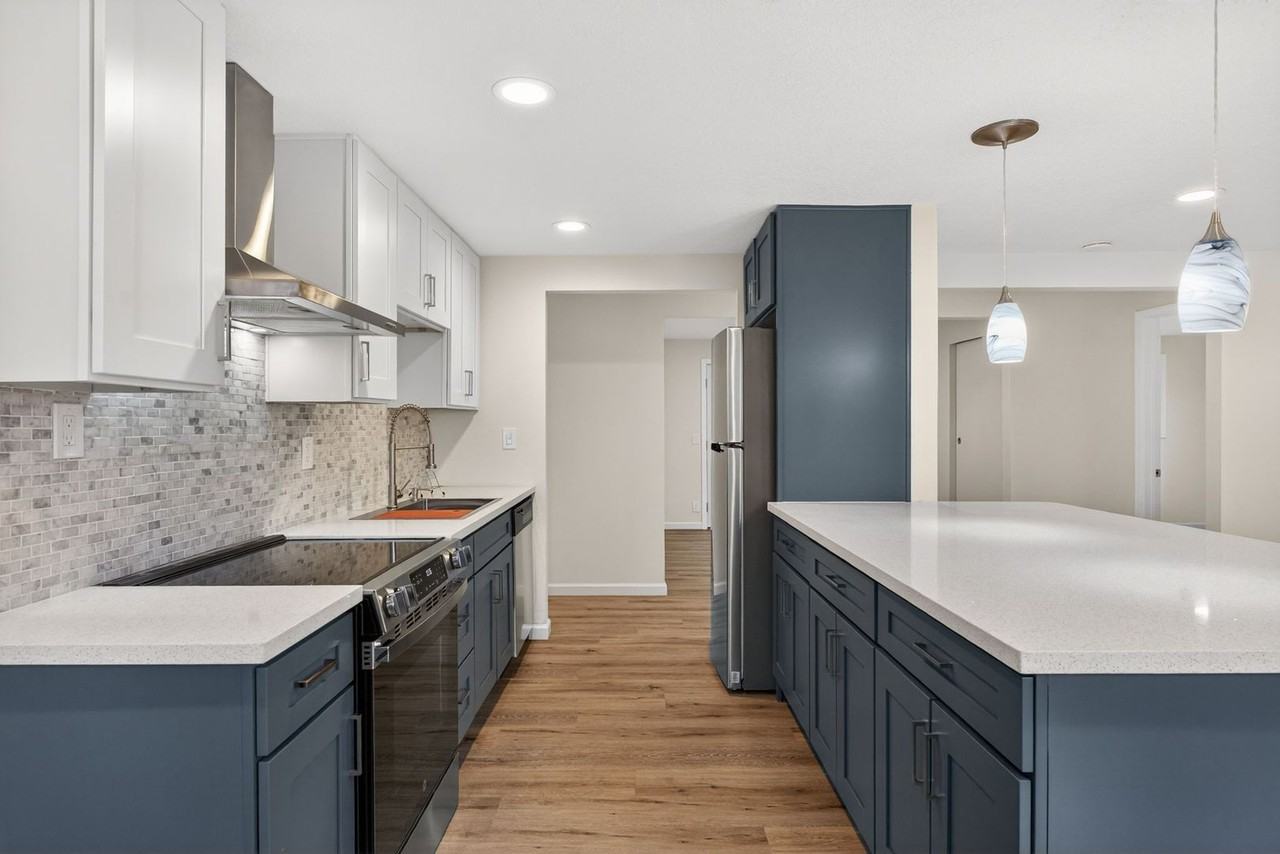 18019 Tualata Ave - Photo 5 of 44