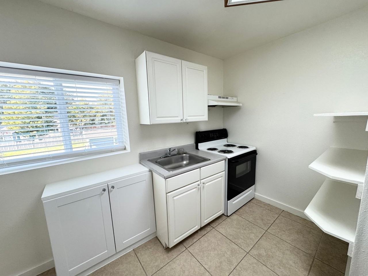 11842 Main St #F1 - Photo 3 of 13