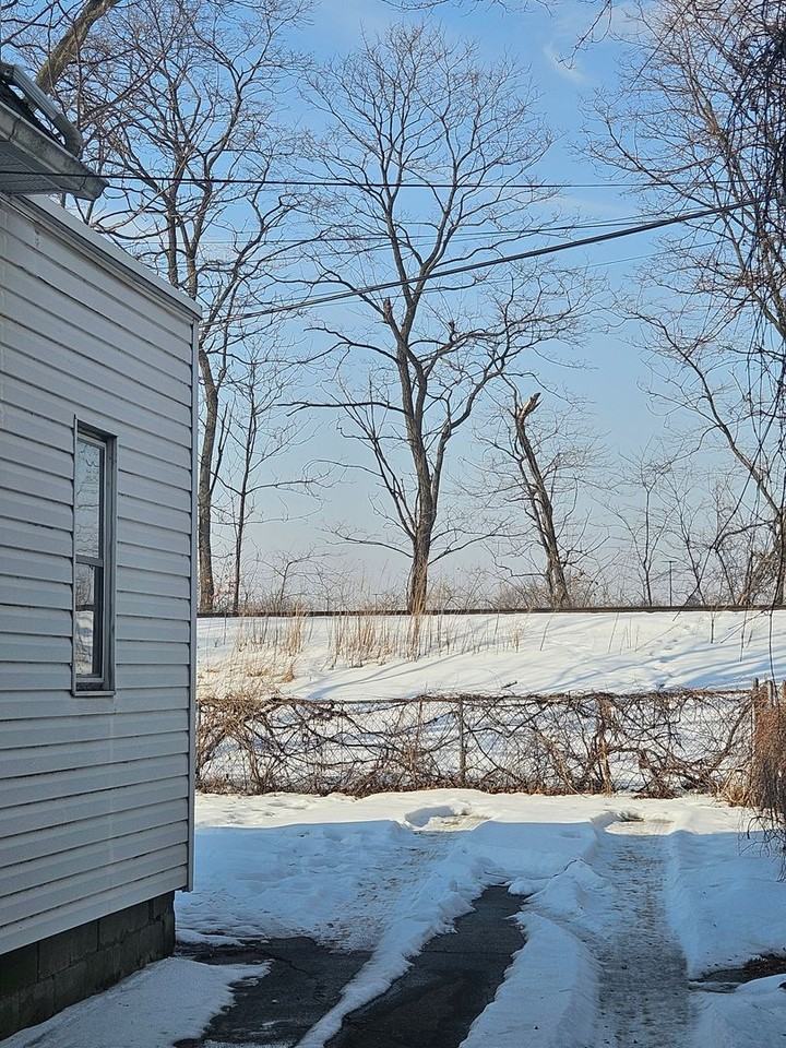 2424 Broadway St - Photo 6 of 28