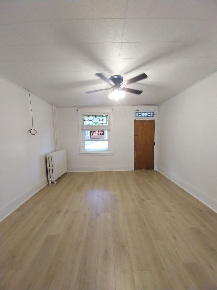 8 S 20th St - Photo 2 of 10