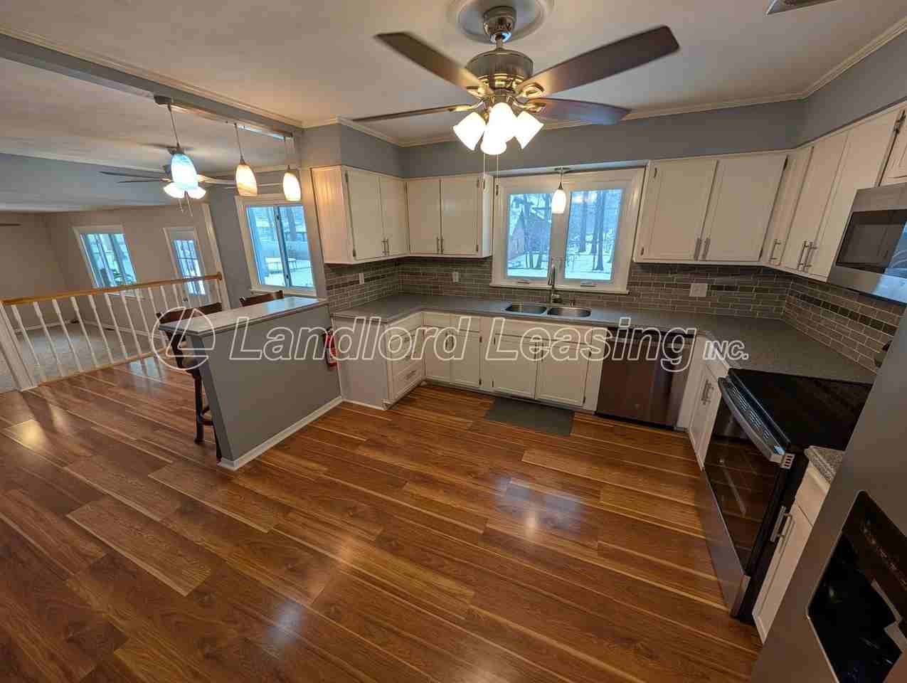 780 Terra Ln - Photo 4 of 23