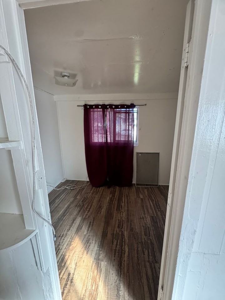 3424 Winter St - Photo 5 of 18