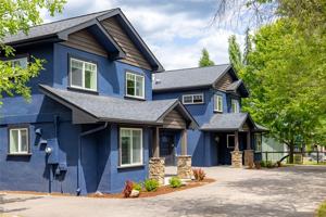 featured image of 443 Karrow Ave