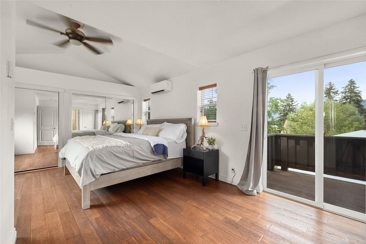 443 Karrow Ave - Photo 6 of 7