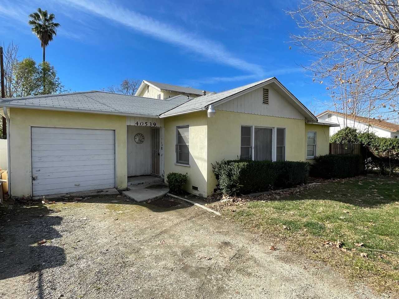 40539 Stetson Ave - Photo 2 of 25