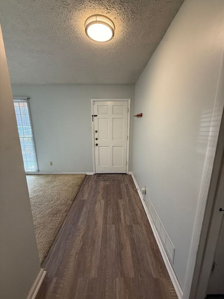 706 Tibet Ave - Photo 3 of 27