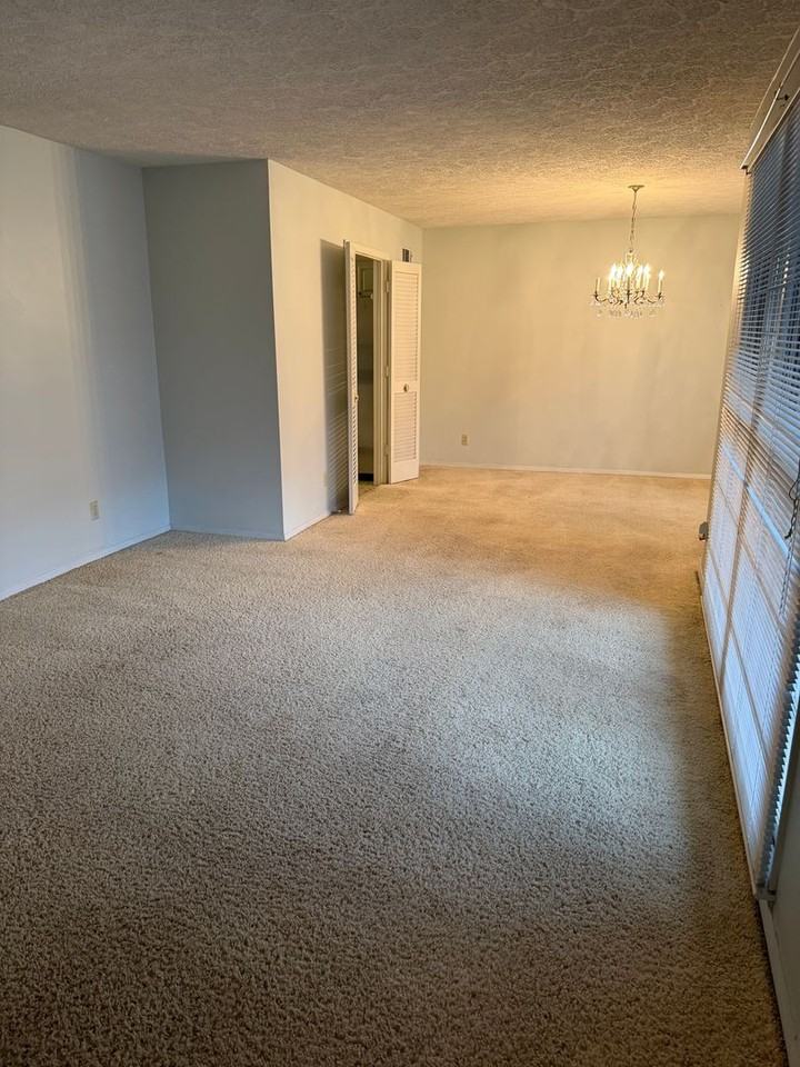 706 Tibet Ave - Photo 5 of 27